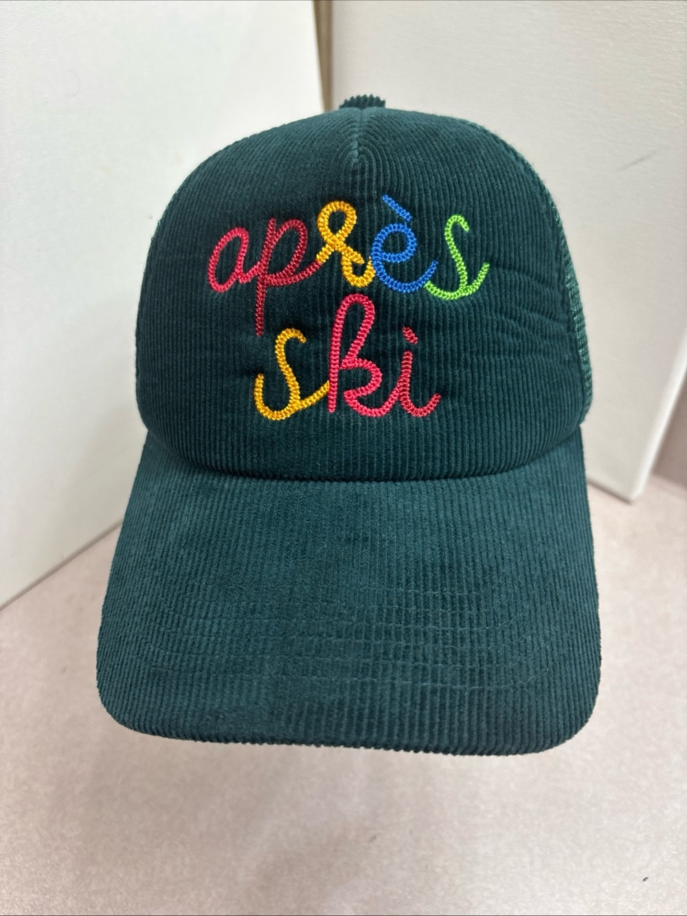 Worn West Anthropologie Apres Ski Chalet Embroidered Green Trucker Hat Cap Mesh